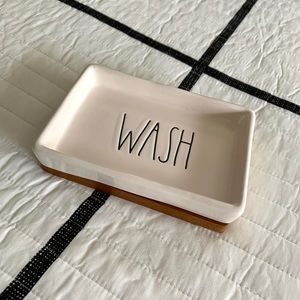 Rae Dunn ‘WASH’ Soap Dish